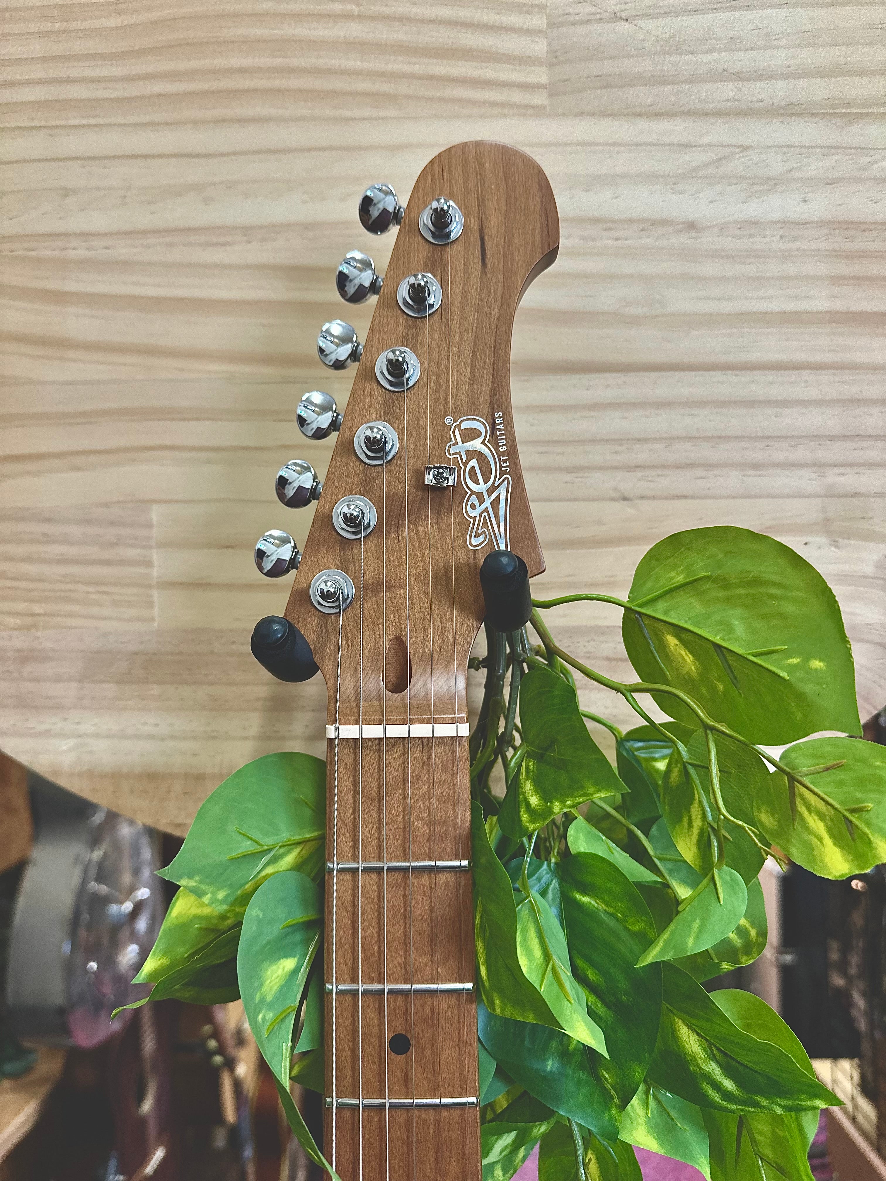 Jet Guitars | JS300 | SSS | Gold Jet Guitars | JS300 | SSS | Gold